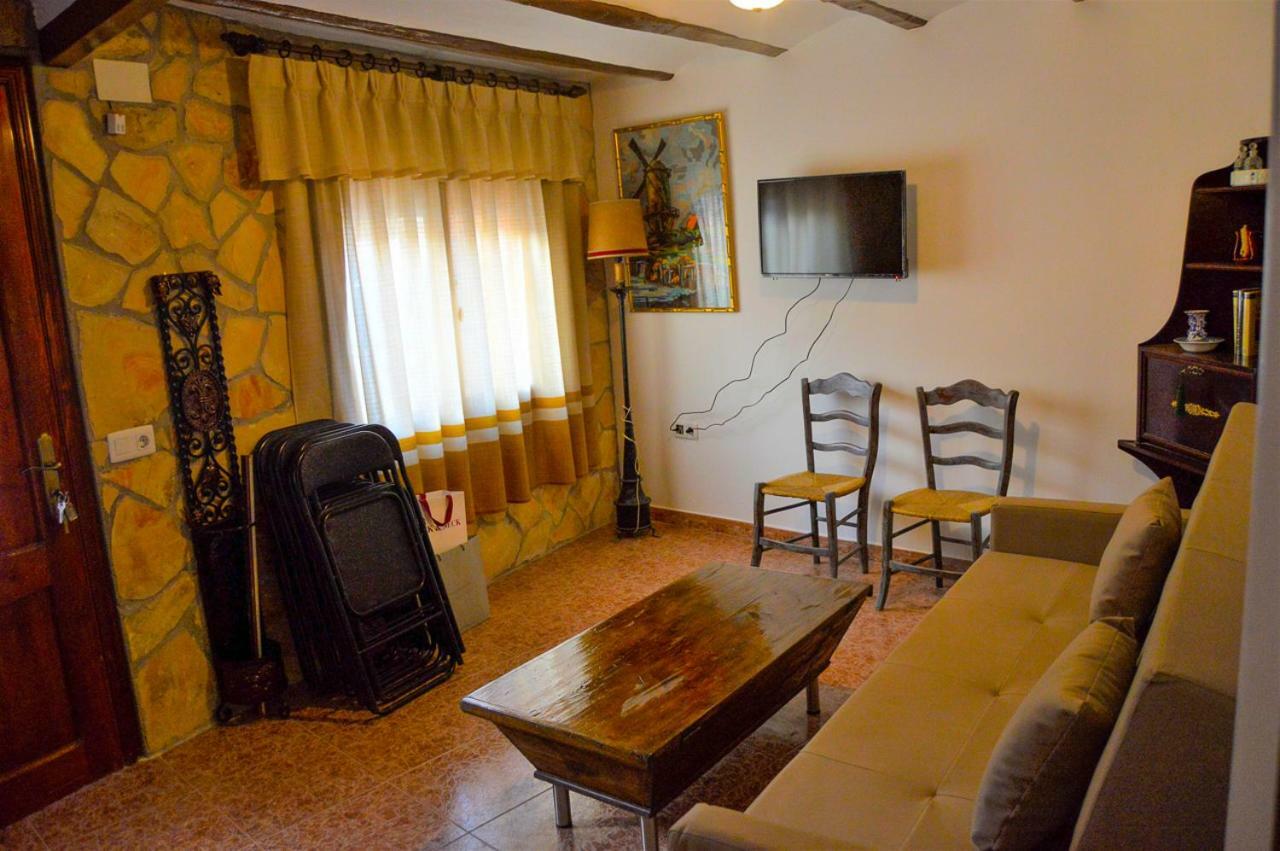 Вилла Casa Azafran Торрихо-дель-Кампо Экстерьер фото